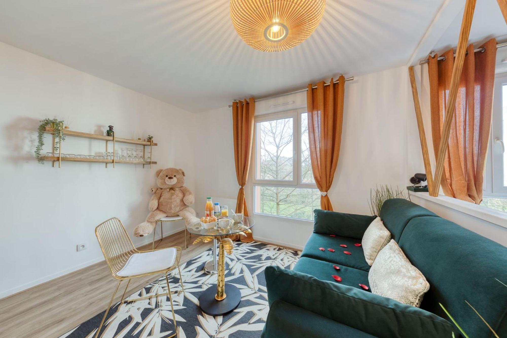 Suite Love Jacuzzi Montévrain Eksteriør billede